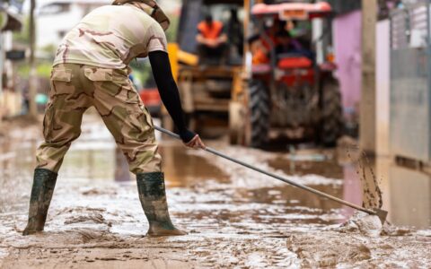 Unequal weather: climate change and mental health inequalities
