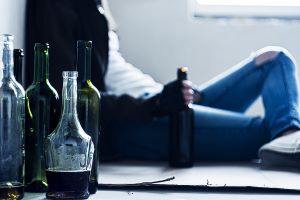 New Study Looks At Alcohol Use Disorder And Adults With Commercial Insurance